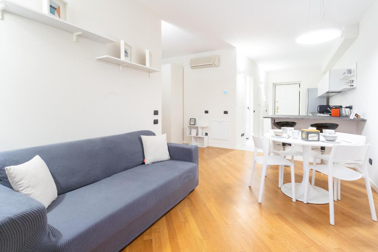 White Flat In Como City Center By Rent All Como Exterior foto
